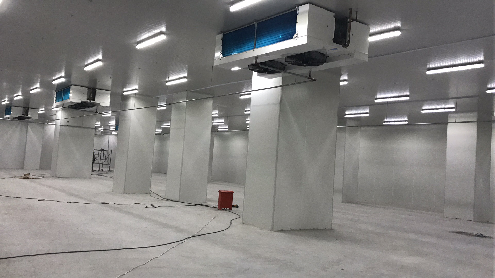 建設30000m3農產品基地冷藏庫需要的費用是多少？